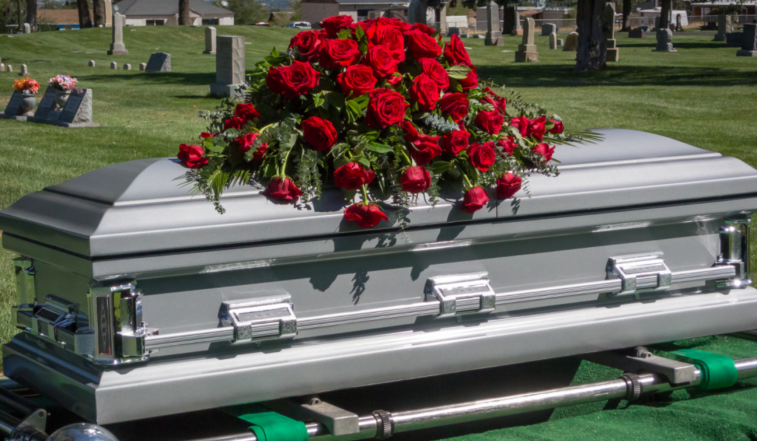 Dog Barks At Father’s Coffin, Son Opens It And Discovers Shocking Truth