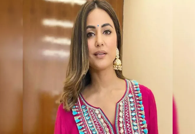 Hina Khan Shared Her Health Update With Her Fans, Seen Walking Bravely In The Pictures Shared On Social Media